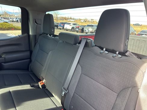 Used 2022 Chevrolet Silverado 1500 Custom image 17