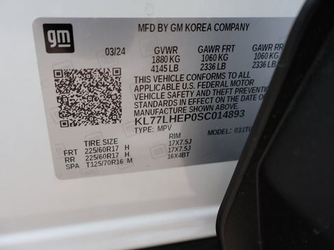 Used 2025 Chevrolet Trax LT w/ Driver Confidence Package image 39