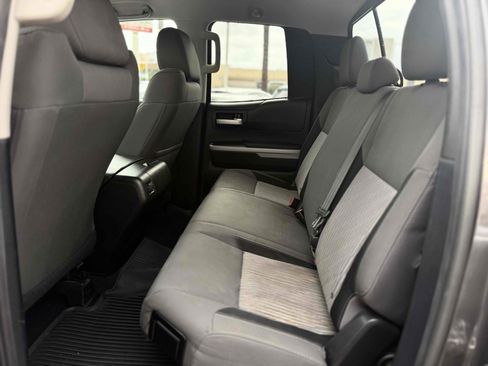 Used 2015 Toyota Tundra SR5 w/ SR5 Upgrade Package RWD image 21