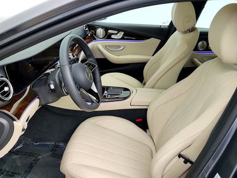Used 2022 Mercedes-Benz E 350 4MATIC Sedan image 20