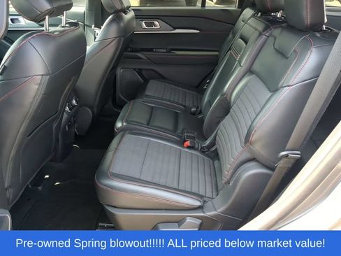 Used 2025 Ford Explorer ST-Line w/ ST-Line Street Pack AWD/4WD image 37