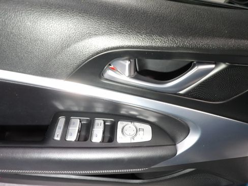 Used 2023 Genesis G70 2.0T AWD/4WD image 10
