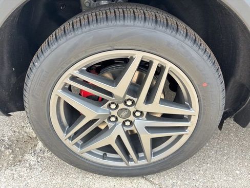 New 2026 Ford Explorer ST w/ Sun And Sound Package image 12