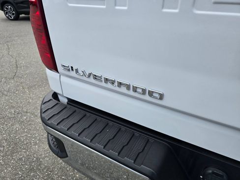 Used 2022 Chevrolet Silverado 2500 LT w/ Convenience Package RWD image 12