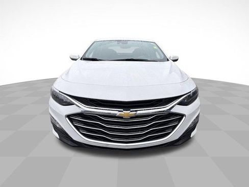 Used 2023 Chevrolet Malibu LT w/ Driver Confidence Package FWD image 2