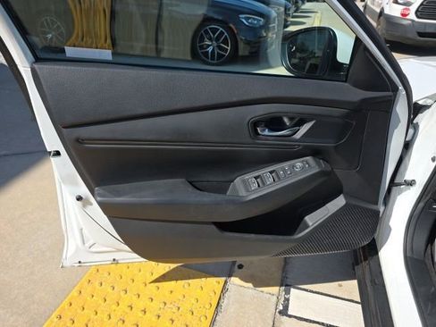 Used 2024 Honda Accord EX image 12