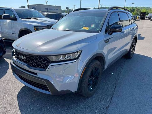 Used 2022 Kia Sorento S w/ Panoramic Sunroof Package image 4