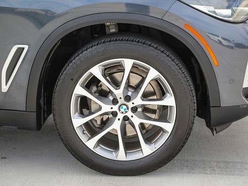 Used 2019 BMW X5 xDrive40i w/ Convenience Package AWD/4WD image 10