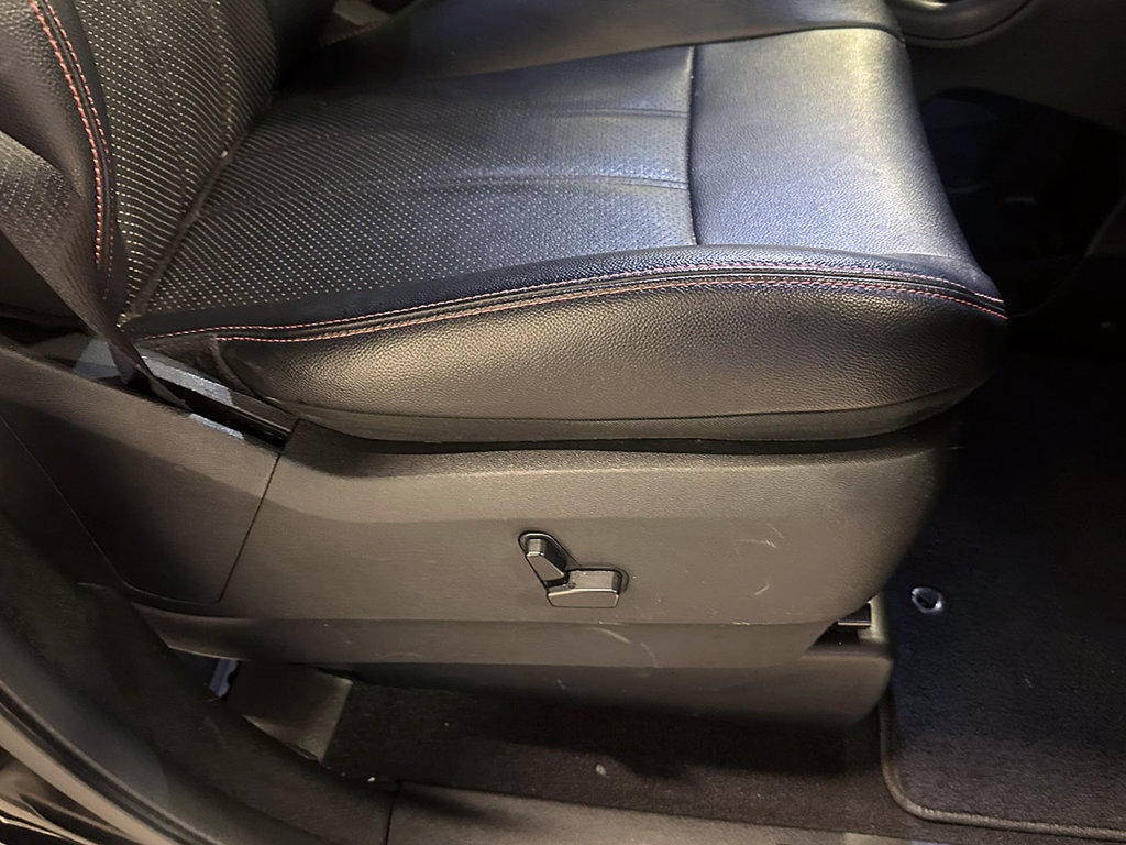 Used 2014 Dodge Grand Caravan R/T w/ Trailer Tow Group FWD image 25