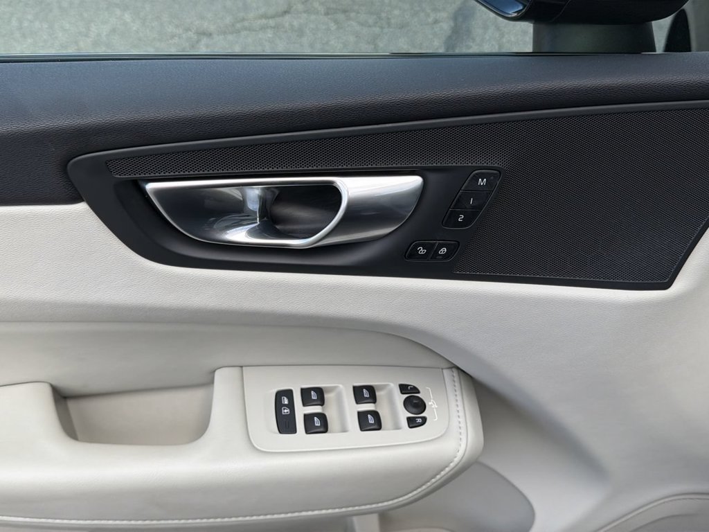 Certified 2024 Volvo XC60 B5 Plus w/ Protection Package Premier AWD/4WD image 16