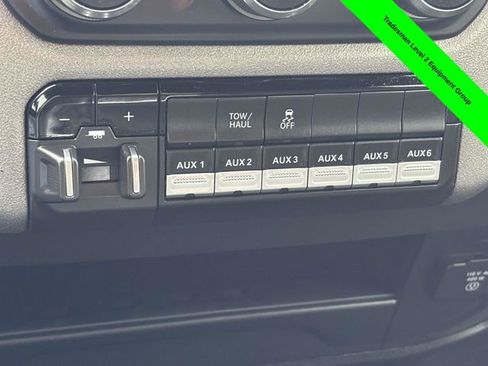 Used 2024 RAM 2500 Tradesman w/ Chrome Appearance Group AWD/4WD image 22