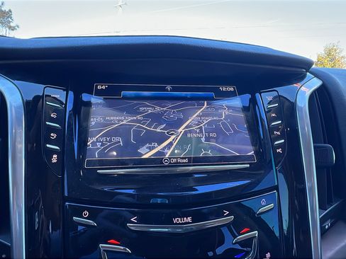 Used 2020 Cadillac Escalade Premium Luxury image 33