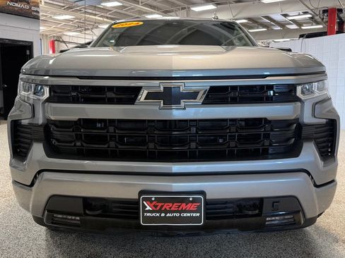 Used 2024 Chevrolet Silverado 1500 RST AWD/4WD image 2