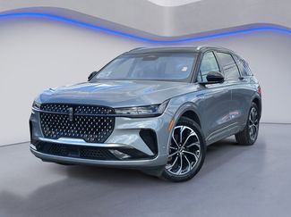 Used 2024 Lincoln Nautilus Reserve video 2