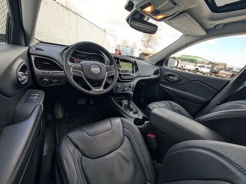 Used 2021 Jeep Cherokee Limited w/ Elite Package image 8