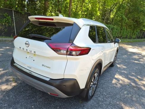 Used 2023 Nissan Rogue SV w/ SV Premium B Package AWD/4WD image 8