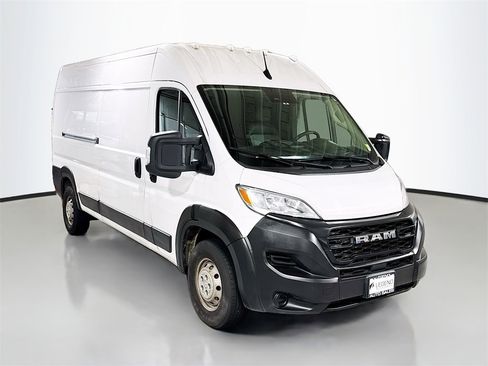 Used 2023 RAM ProMaster 2500 image 3