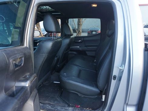 Used 2021 Toyota Tacoma Limited AWD/4WD image 13