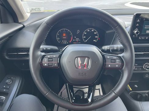 Used 2025 Honda HR-V EX-L image 18