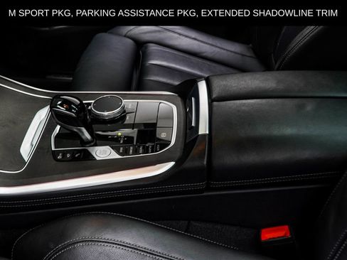 Used 2022 BMW X5 sDrive40i w/ M Sport Package RWD image 22