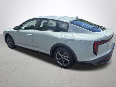 Used 2025 Kia K4 FWD image 6