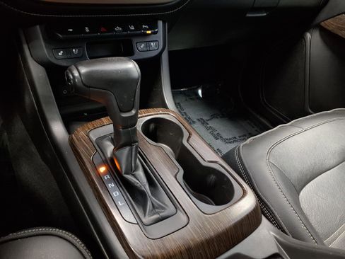 Used 2019 GMC Canyon Denali RWD image 24