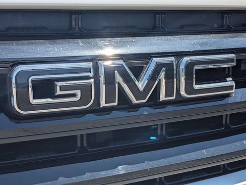 Used 2021 GMC Sierra 1500 Elevation AWD/4WD image 9