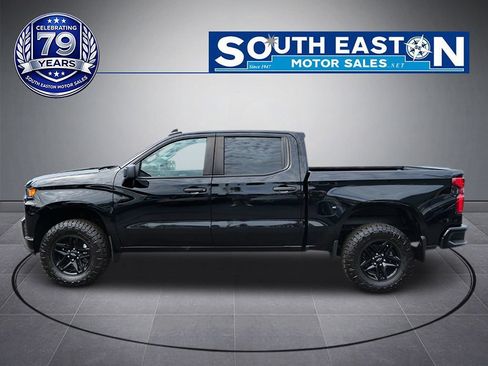 Used 2021 Chevrolet Silverado 1500 Custom Trail Boss AWD/4WD image 7