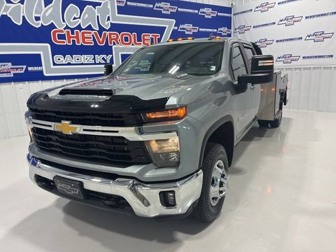 Used 2024 Chevrolet Silverado 3500 LT w/ Convenience Package AWD/4WD image 20