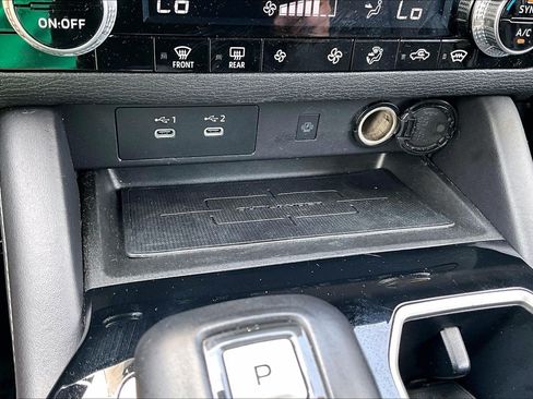Used 2025 Mitsubishi Outlander SE AWD/4WD image 31