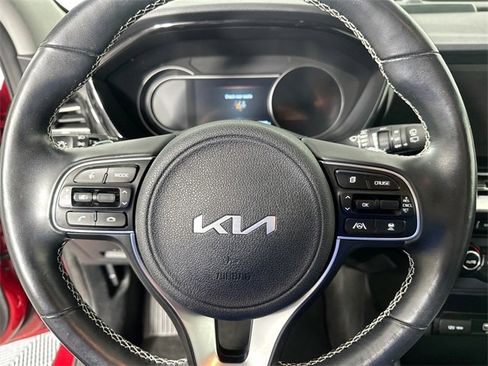 Used 2022 Kia Niro EX w/ Cold Weather Package image 21