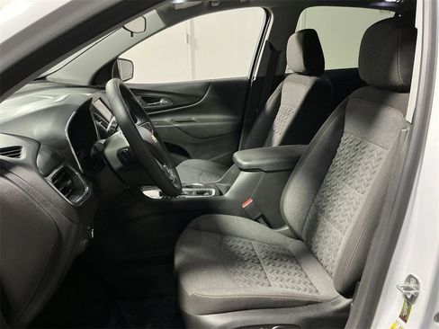 Used 2023 Chevrolet Equinox LT image 21