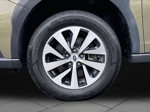 Used 2023 Subaru Outback Premium AWD/4WD image 10