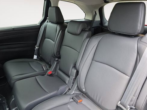 New 2026 Honda Odyssey EX-L image 13