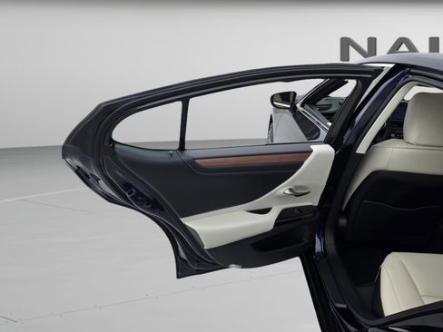 New 2025 Lexus ES 350 w/ Premium Package image 19