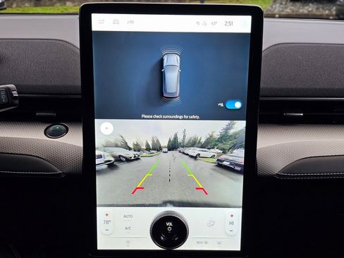 Used 2021 Ford Mustang Mach-E Select image 13