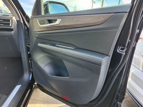 New 2026 Volkswagen Atlas SEL image 16