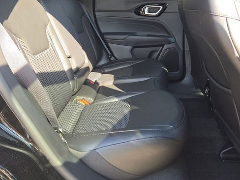 New 2026 Jeep Compass Latitude w/ Sun and Sound Group image 10