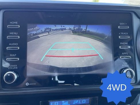 Used 2022 Toyota Tacoma SR AWD/4WD image 14