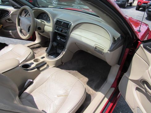 Used 2002 Ford Mustang Premium RWD image 20