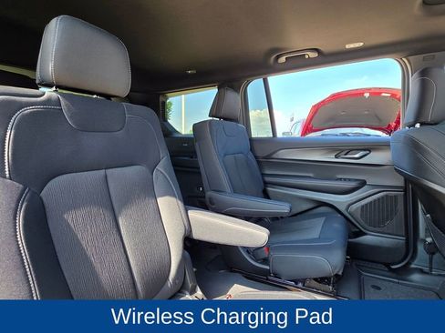 New 2025 Jeep Grand Cherokee L Laredo w/ Luxury Tech Group I image 15