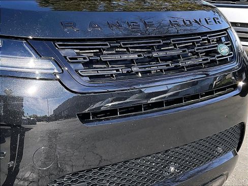 Used 2026 Land Rover Range Rover Evoque Dynamic SE AWD/4WD image 32