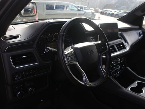 Used 2021 Chevrolet Tahoe Z71 image 18