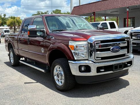 Used 2016 Ford F250 XLT w/ XLT Premium Package AWD/4WD image 8