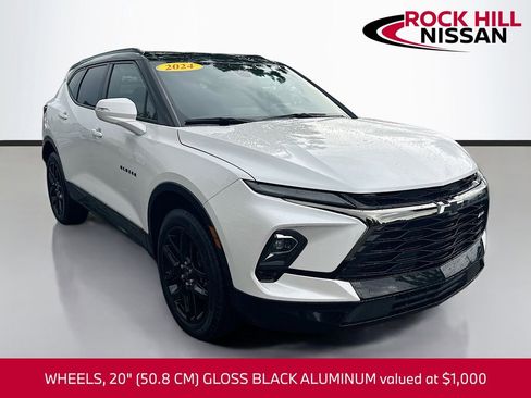 Used 2024 Chevrolet Blazer RS FWD image 1