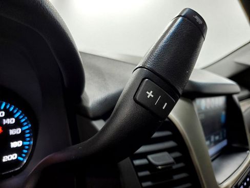 Used 2020 GMC Yukon Denali w/ Denali Ultimate Black Edition image 40