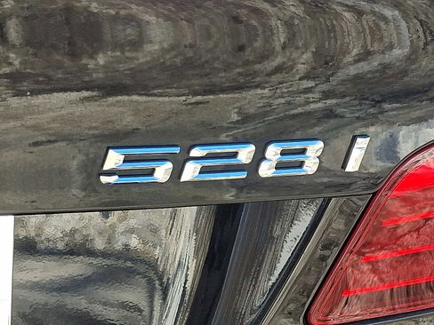 Used 2016 BMW 528i xDrive 528i xDrive image 30