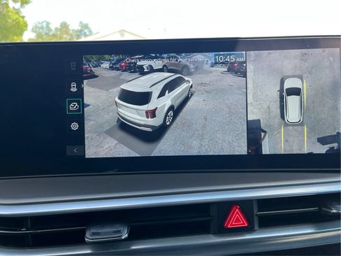 Used 2025 Kia Sorento SX FWD image 16