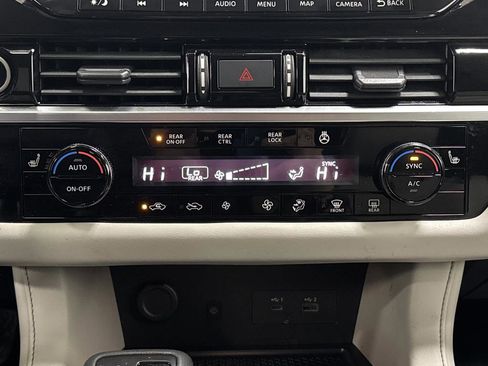 Used 2022 Nissan Pathfinder SL w/ SL Premium Package image 20