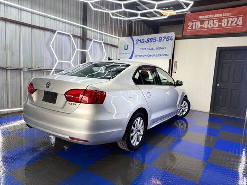 Used 2012 Volkswagen Jetta SE image 16